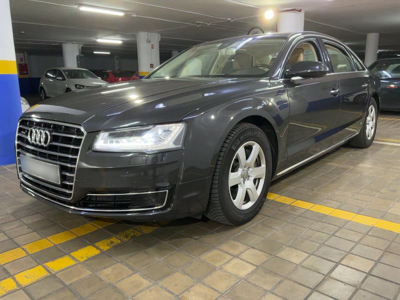 Audi A8 3.0 V6 TFSI L quattro
