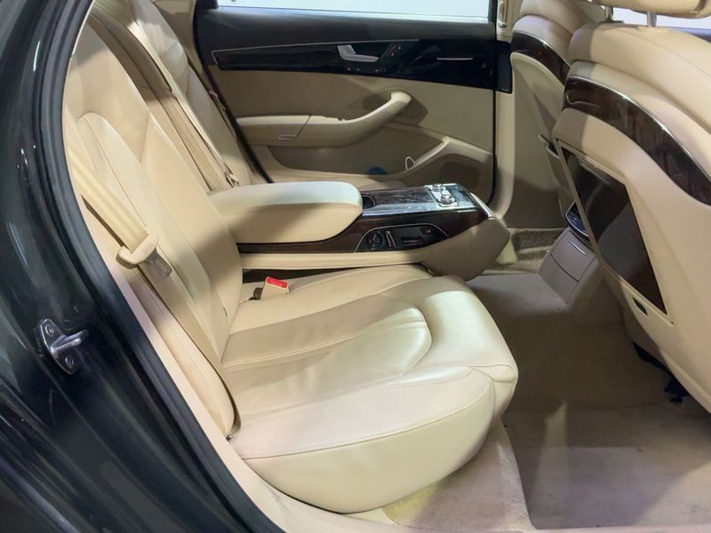 Audi A8 3.0 V6 TFSI L quattro — zdjęcie 14