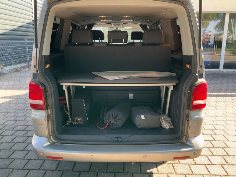 Volkswagen T5 Multivan 2.0 TDI Comfortline — zdjęcie 10