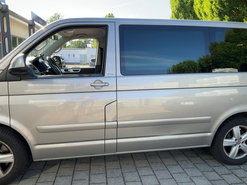 Volkswagen T5 Multivan 2.0 TDI Comfortline — zdjęcie 4