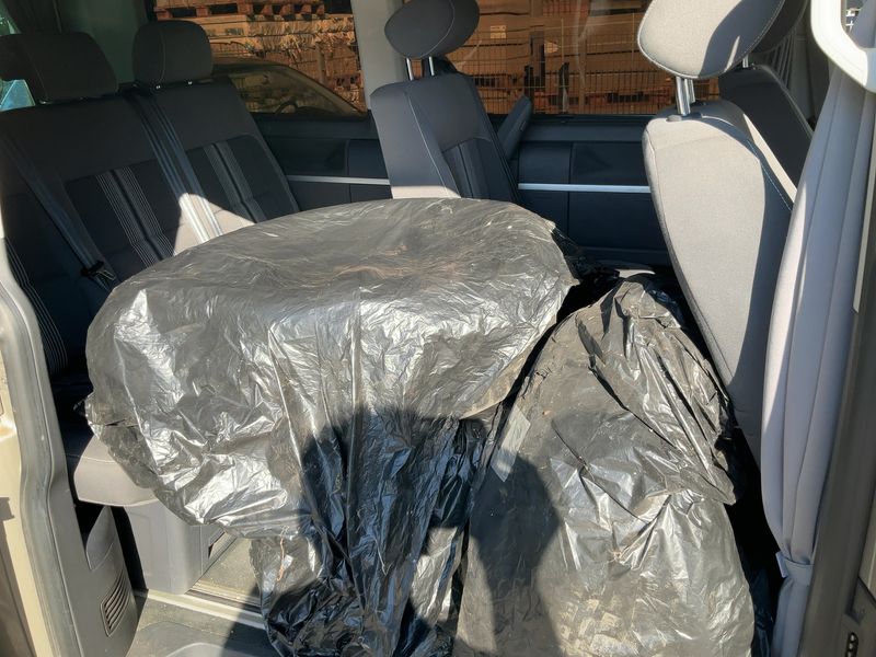 Volkswagen T5 Multivan 2.0 TDI Comfortline — zdjęcie 14