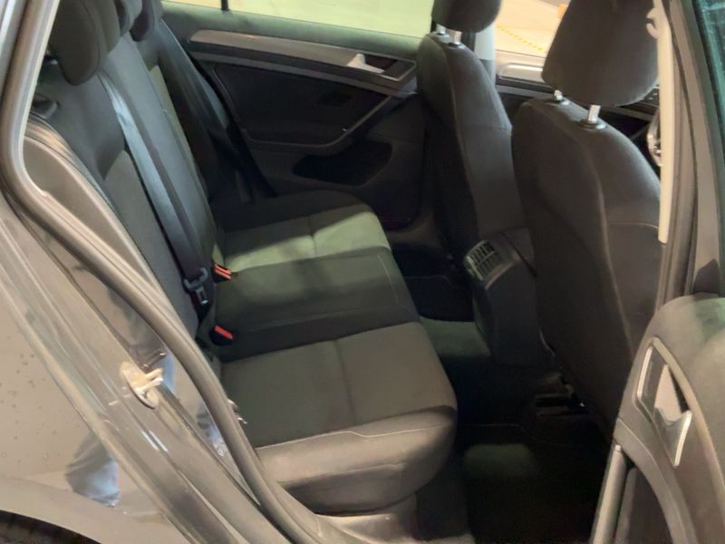 Volkswagen Golf VII 1.6 TDI Trendline BlueMotion Tech 2016 – снимка 20