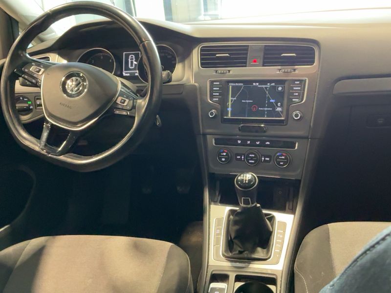 Volkswagen Golf VII 1.6 TDI Trendline BlueMotion Tech 2016 – снимка 18