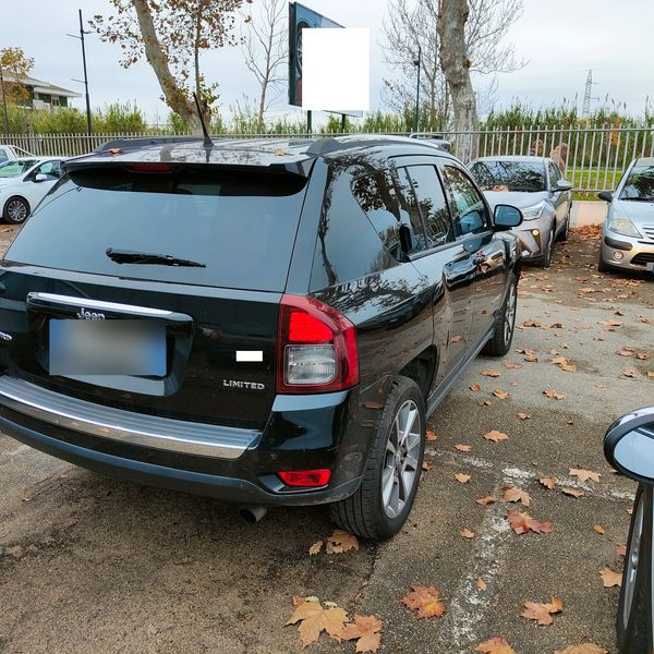Jeep Compass 2.2 CRD Limited 4x4 — zdjęcie 5