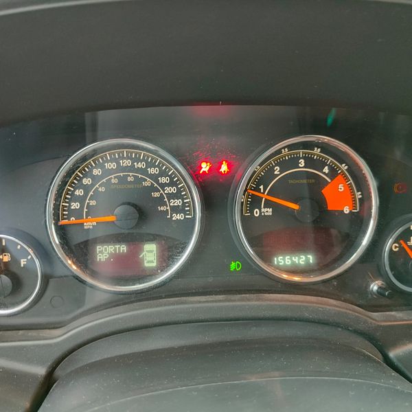 Jeep Compass 2.2 CRD Limited 4x4 — zdjęcie 12