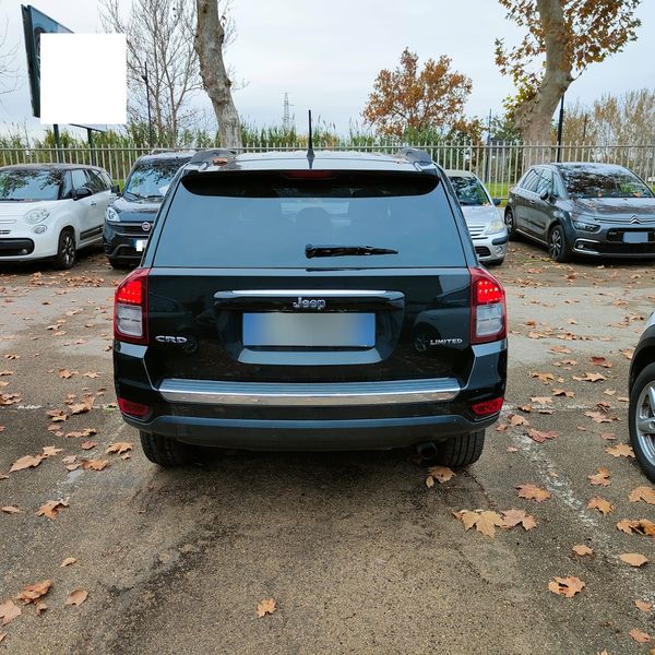 Jeep Compass 2.2 CRD Limited 4x4 — zdjęcie 4