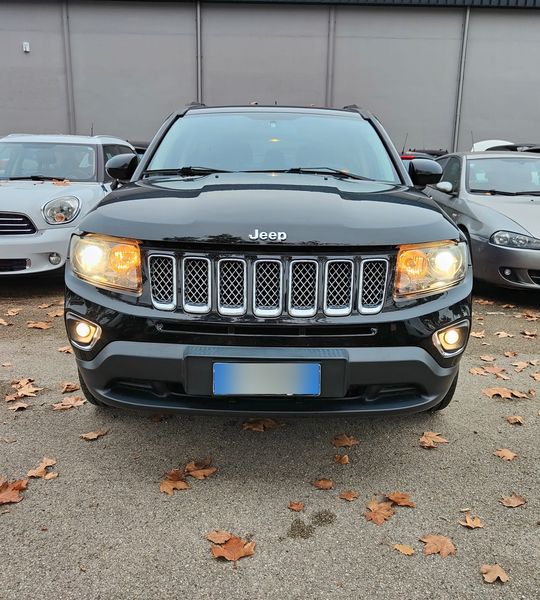 Jeep Compass 2.2 CRD Limited 4x4 — zdjęcie 7