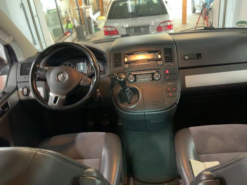 Volkswagen T5 Multivan 2.0 TDI Highline 4Motion — zdjęcie 12