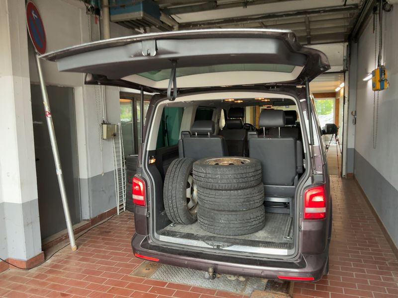 Volkswagen T5 Multivan 2.0 TDI Highline 4Motion — zdjęcie 10