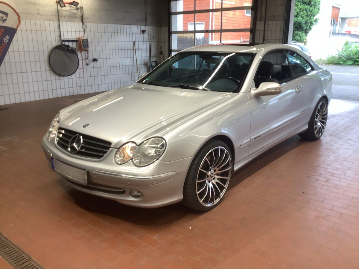 Mercedes-Benz CLK-Klasse 2002