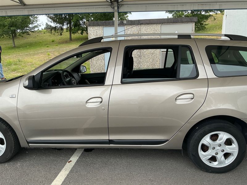 Dacia Logan MCV 0.9 TCe Laureate — zdjęcie 4
