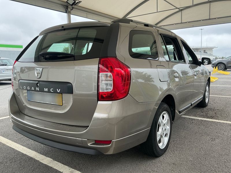 Dacia Logan MCV 0.9 TCe Laureate — zdjęcie 6