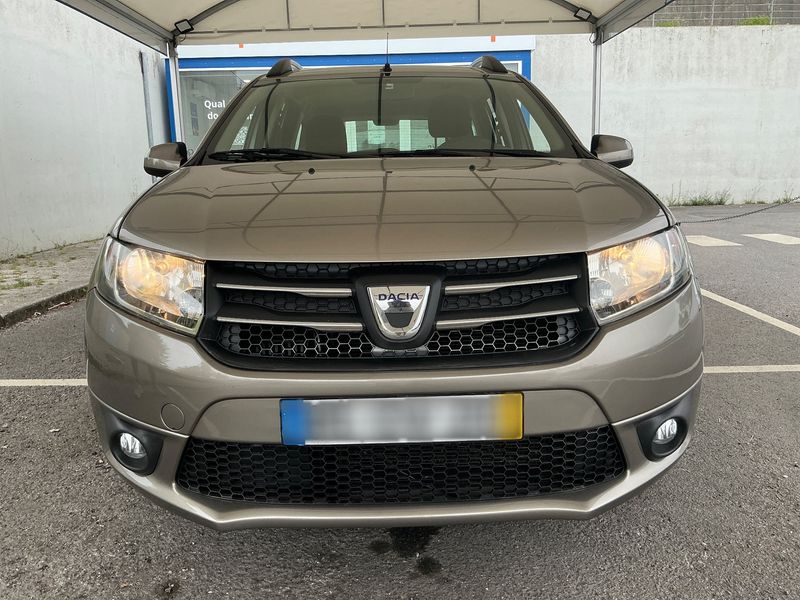 Dacia Logan MCV 0.9 TCe Laureate — zdjęcie 9
