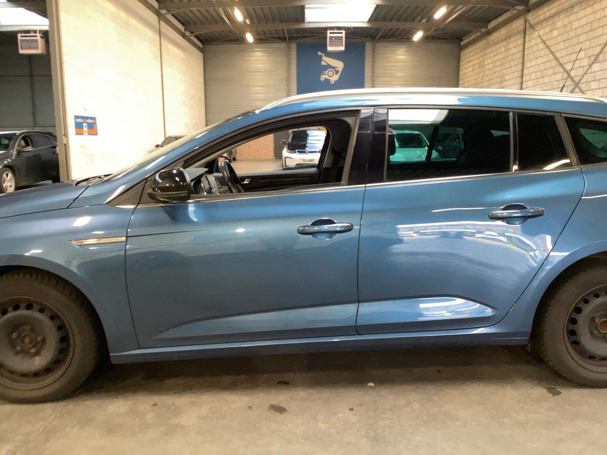 Renault Megane 2019 — photo 5