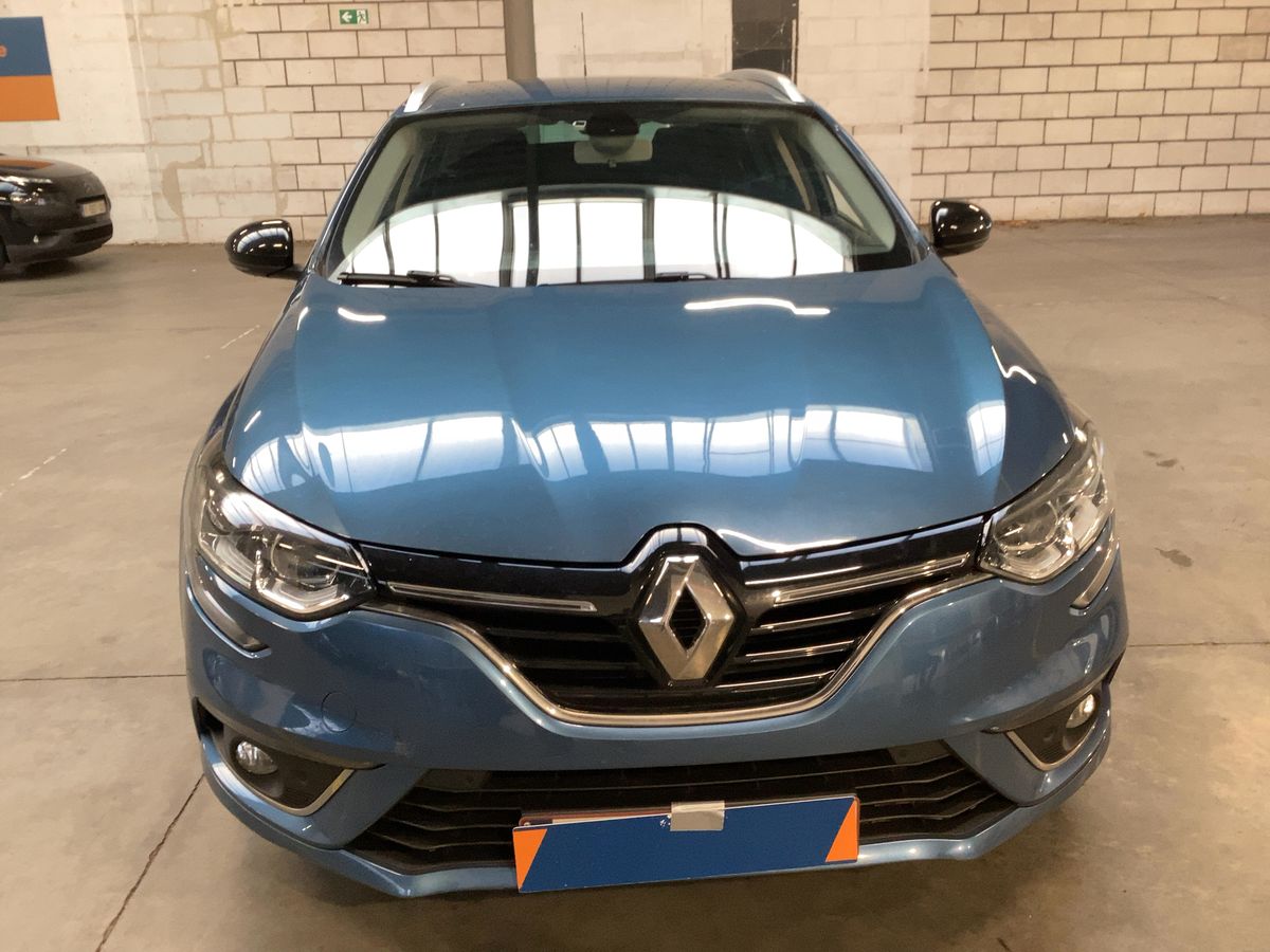 Renault Megane 2019 — photo 15