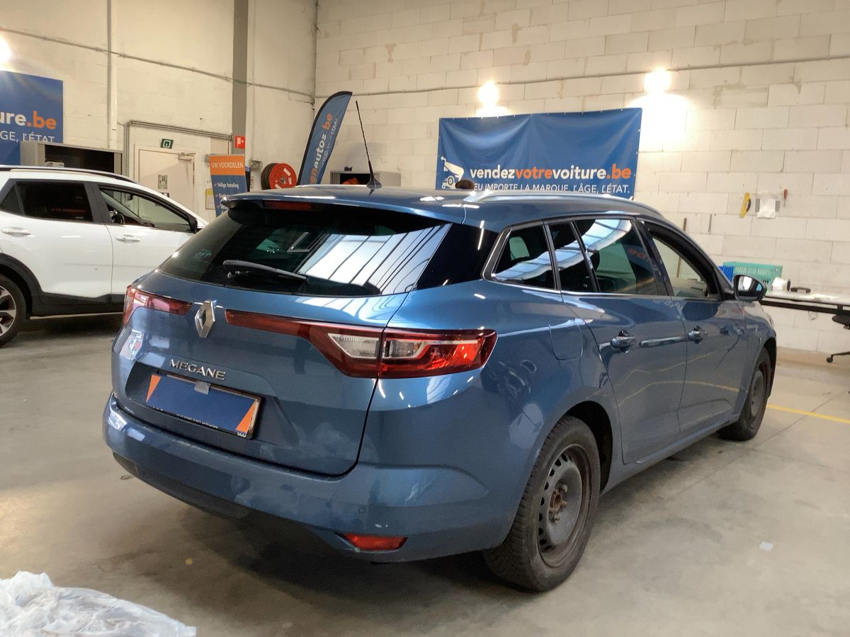 Renault Megane 2019 — photo 9