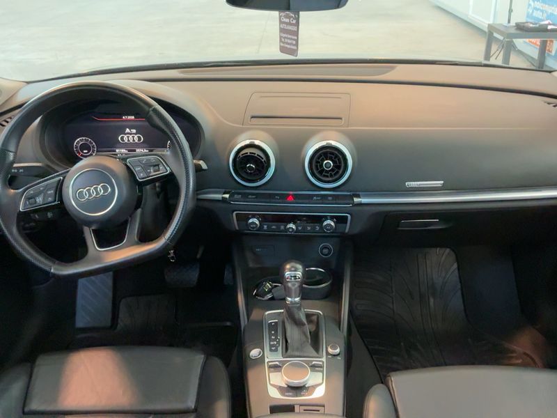 Audi A3 Sportback 35 TFSI Design Luxe 2018 – снимка 17