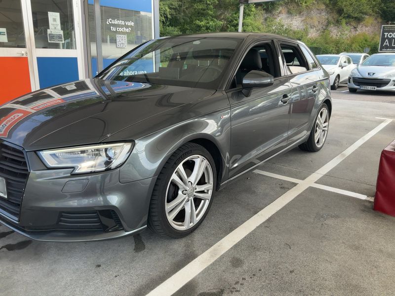 Audi A3 Sportback 2.0 TDI Sport — zdjęcie 2