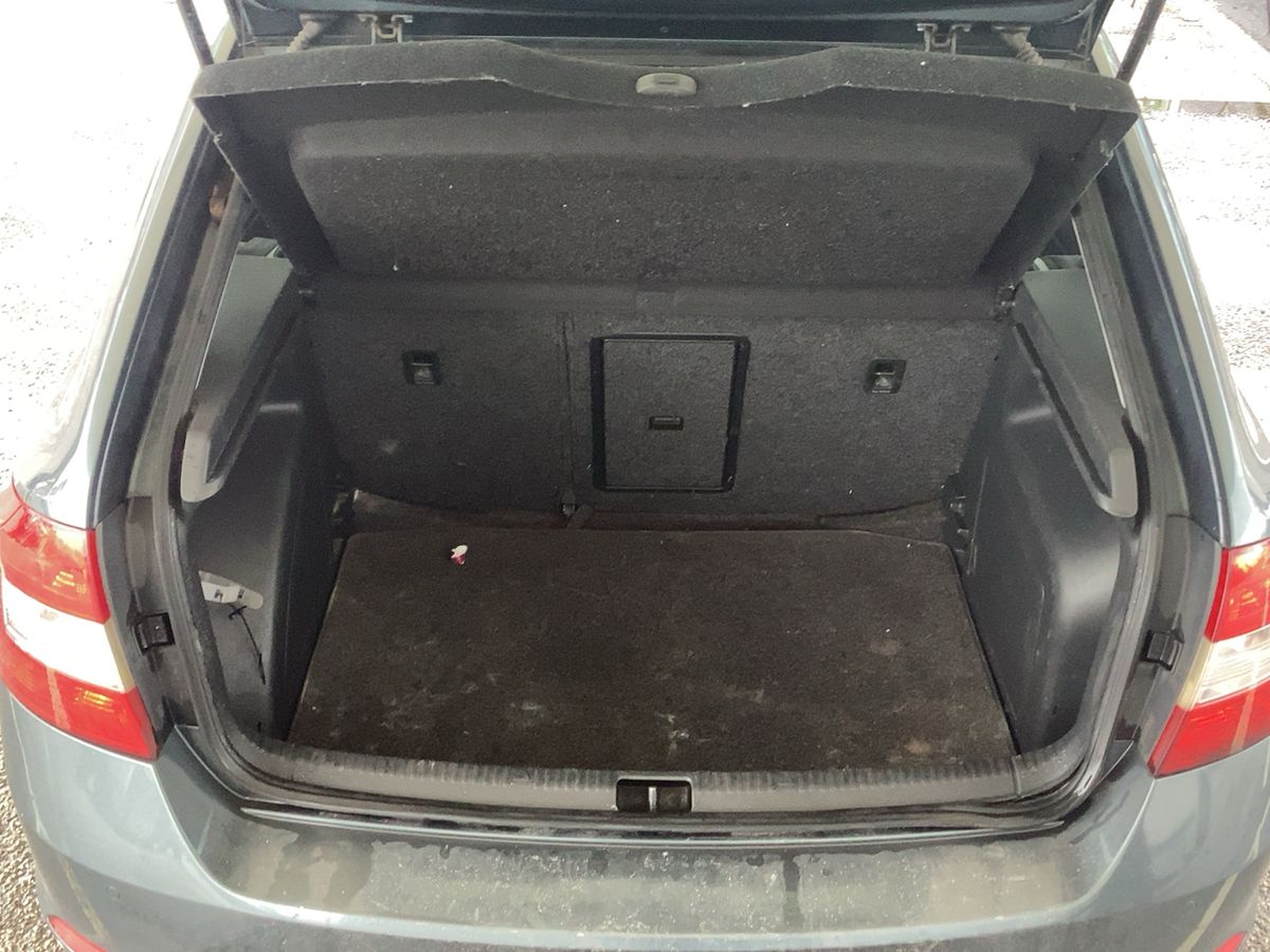 Skoda Rapid 2015 — photo 16