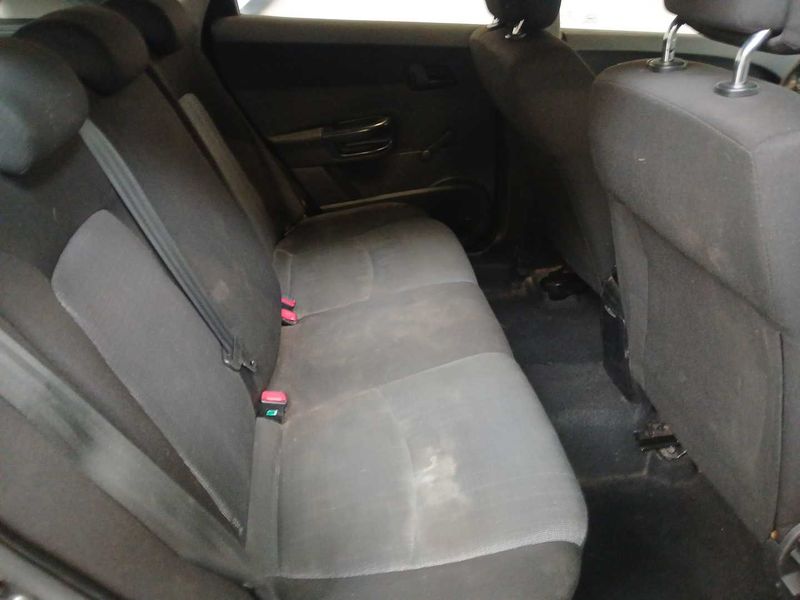 Kia cee'd 1.6 CRDi Spirit — zdjęcie 13