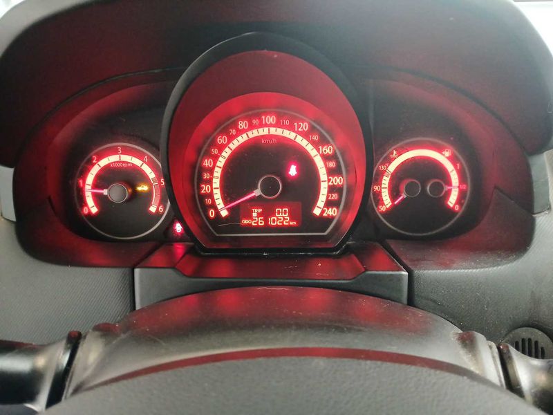 Kia cee'd 1.6 CRDi Spirit — zdjęcie 12