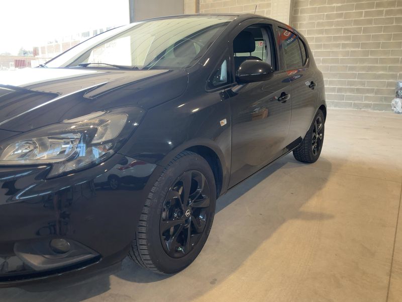 Opel Corsa 1.2 B-Color — zdjęcie 2
