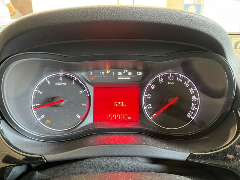 Opel Corsa 1.2 B-Color — zdjęcie 13