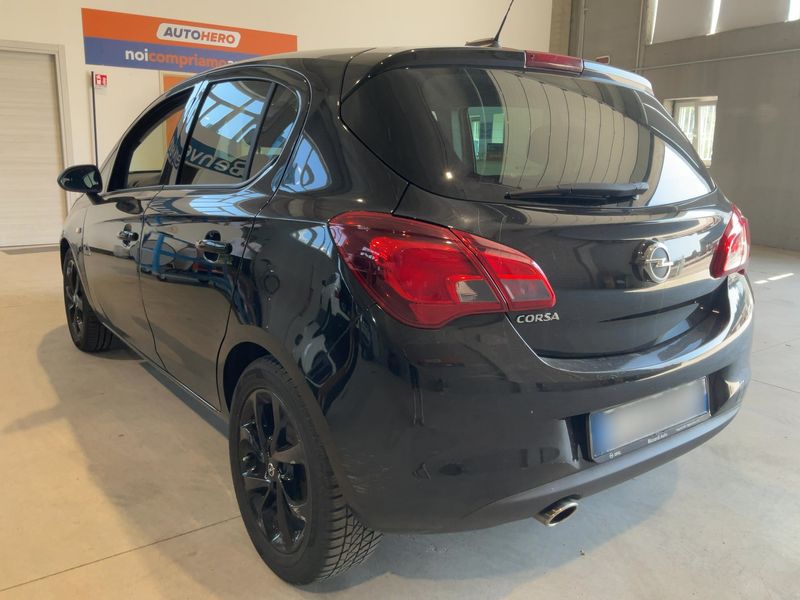 Opel Corsa 1.2 B-Color — zdjęcie 3