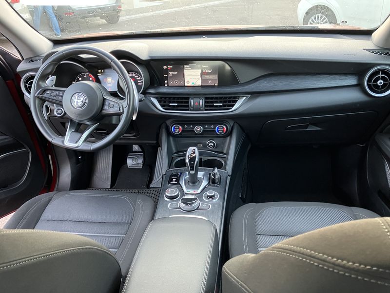 Alfa Romeo Stelvio 2.2 JTDM Business Q4 — zdjęcie 11