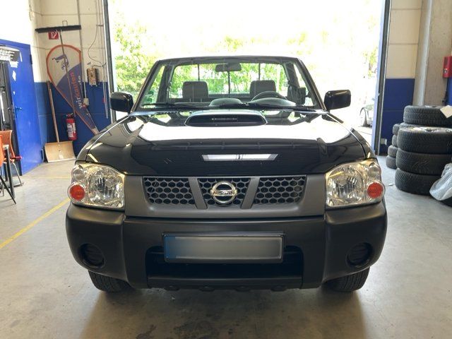 Nissan NP300 Pick-up 2.5 Turbodiesel Single Cab 4x4 — zdjęcie 9