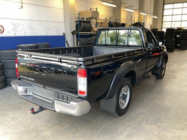 Nissan NP300 Pick-up 2.5 Turbodiesel Single Cab 4x4 — zdjęcie 6