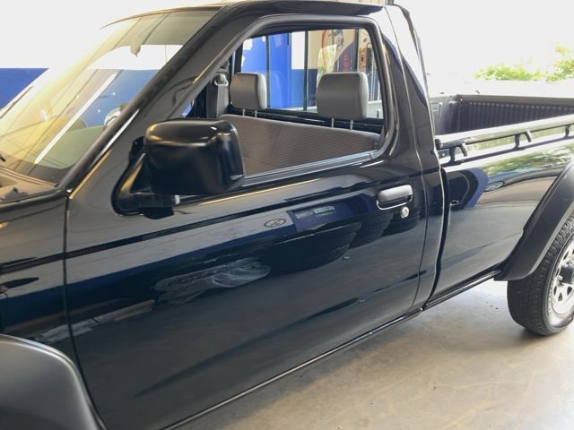 Nissan NP300 Pick-up 2.5 Turbodiesel Single Cab 4x4 — zdjęcie 2