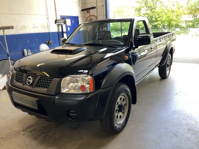 Nissan NP300 Pick-up 2.5 Turbodiesel Single Cab 4x4