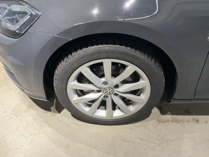 Volkswagen Golf VII 2.0 TDI Highline BlueMotion Tech 2018 – снимка 3