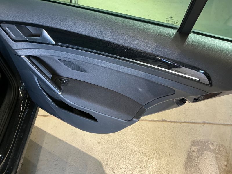 Volkswagen Golf VII 2.0 TDI Highline BlueMotion Tech 2018 – снимка 25