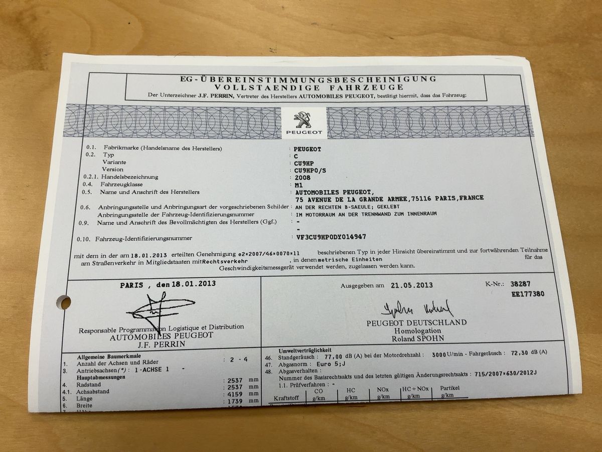 Peugeot 2008 1.6 e-HDi Active