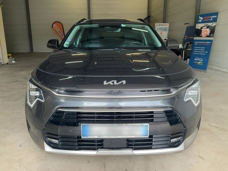 Kia Niro 1.6 Plug-in Hybrid Premium — zdjęcie 9