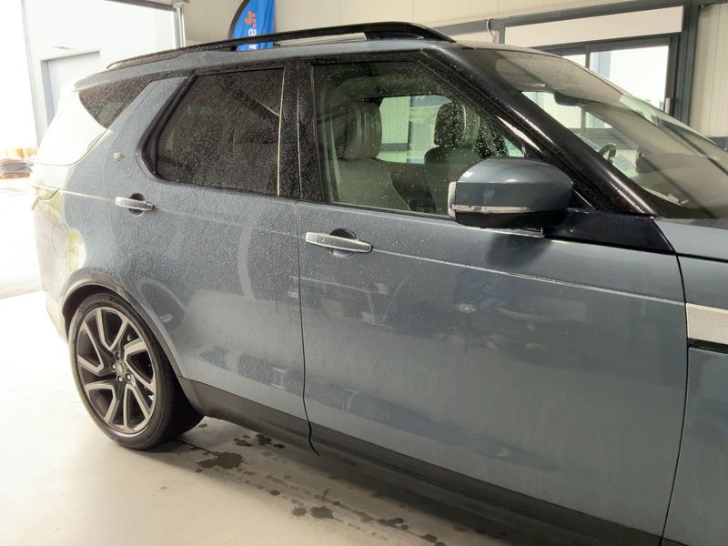 Land Rover Discovery 5 3.0 Td6 HSE LUXURY — zdjęcie 7