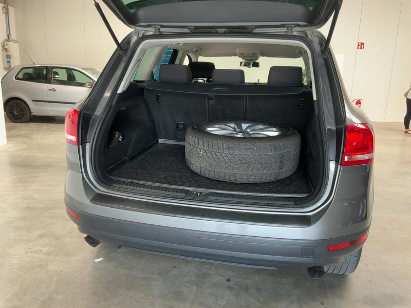 Volkswagen Touareg 3.0 V6 TDI Terrain Tech BlueMotion Tech — zdjęcie 10
