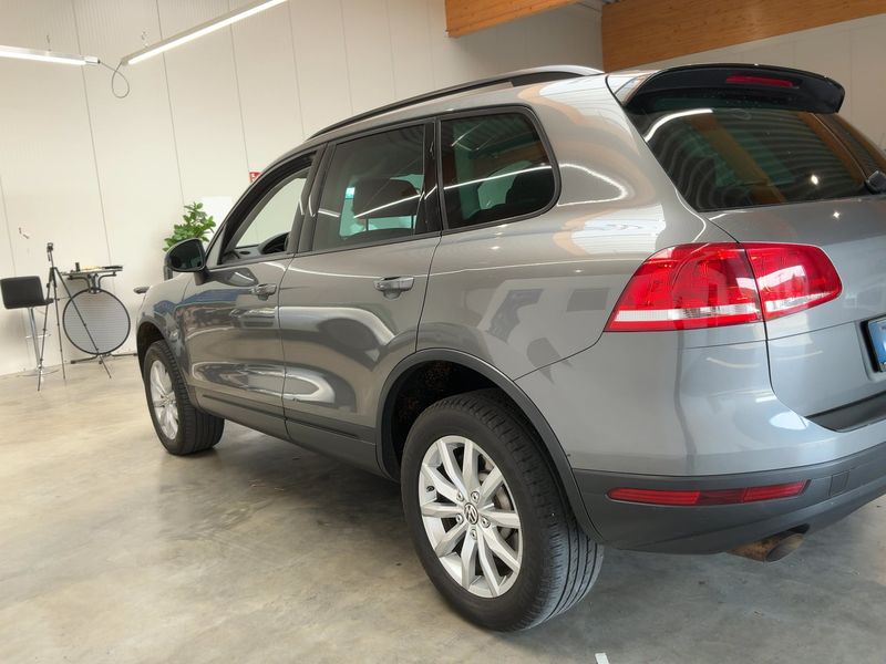 Volkswagen Touareg 3.0 V6 TDI Terrain Tech BlueMotion Tech — zdjęcie 3