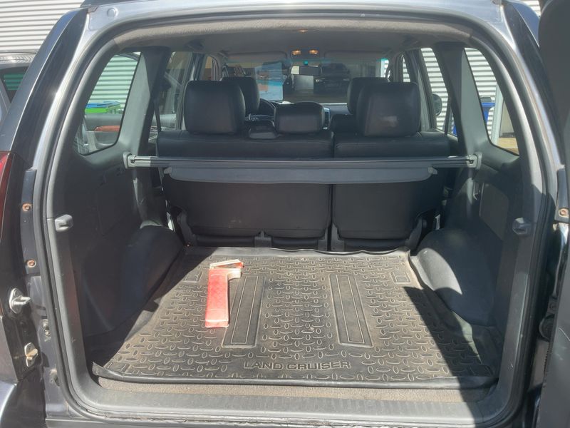 Toyota Land Cruiser 3.0 D-4D — zdjęcie 10