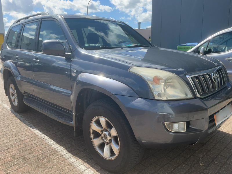 Toyota Land Cruiser 3.0 D-4D — zdjęcie 8