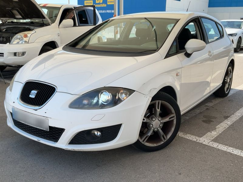 Seat Leon 1.6 TDI Style Copa 2012 – снимка 1
