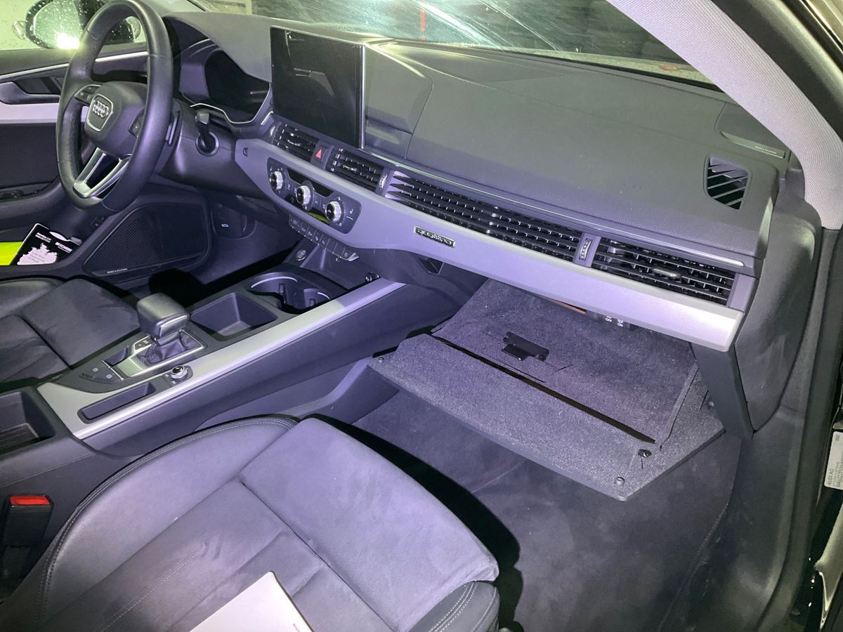 Audi A5 2022 — photo 27
