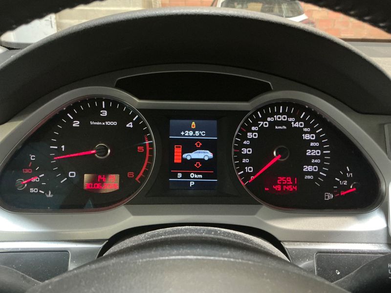 Audi A6 Allroad 3.0 V6 TDI — zdjęcie 4