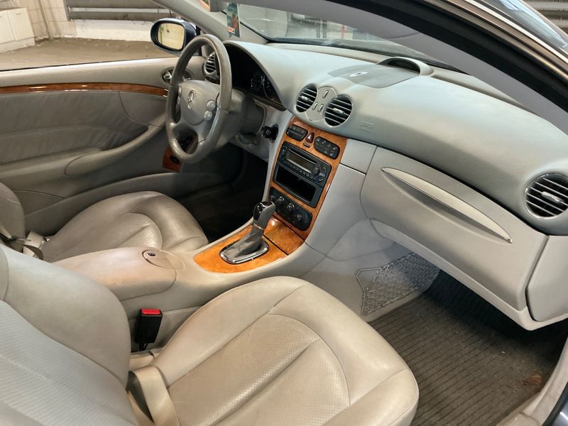 Mercedes-Benz CLK-Klasse CLK 240 Elegance — zdjęcie 3