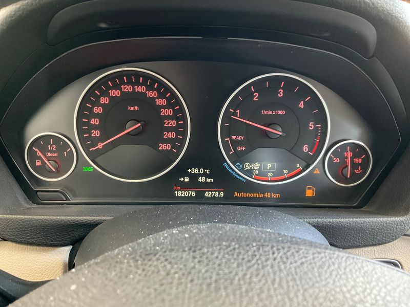 BMW 3er 320d Luxury Line 2018 – снимка 18