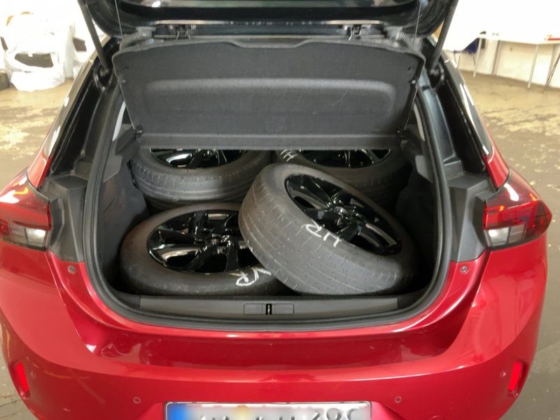 Opel Corsa 1.2 Turbo Elegance 2019 – снимка 16