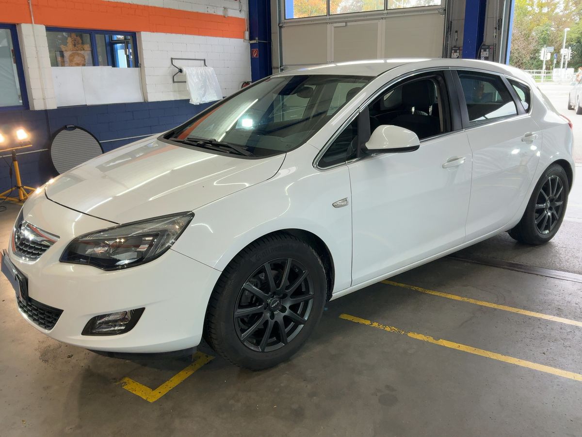 Opel Astra 1.6 Turbo Sport