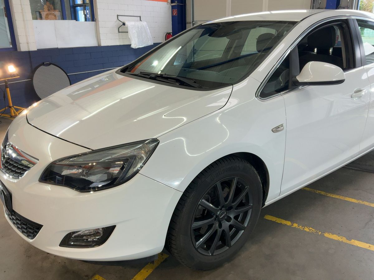 Opel Astra 1.6 Turbo Sport